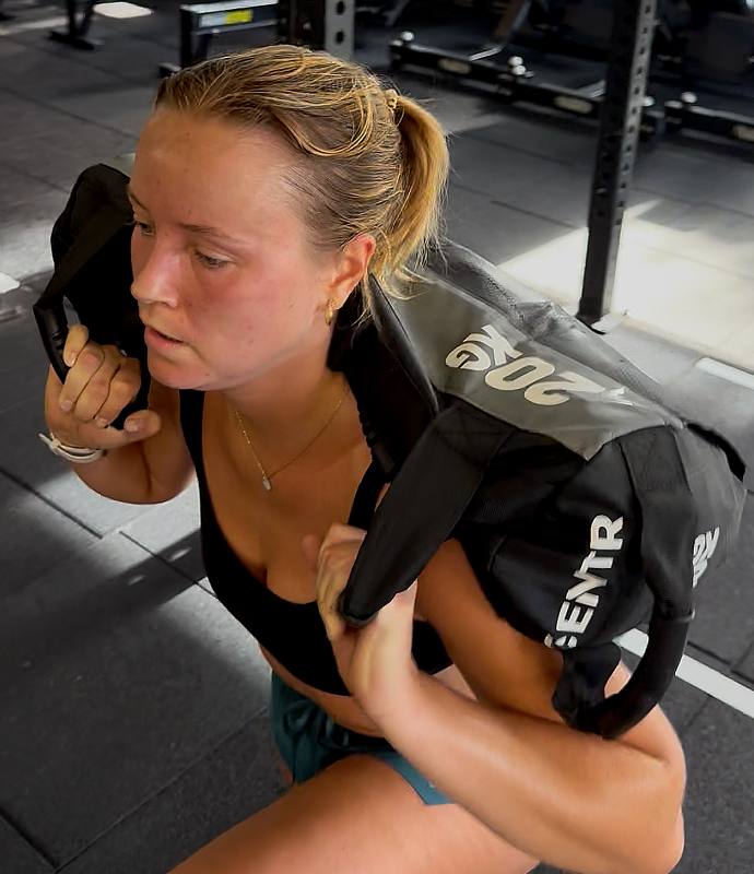 Sandbag Lunges
